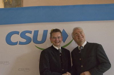 Peter Tomaschko mit Kabarettist Wolfgang Krebs als Edmund Stoiber